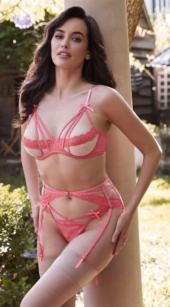 Kimberly Caged Lace Bra Set -Lingerie Shop OL 41 11570 TRS ALT HR ED 2021APR31866